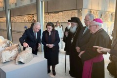 Vatican returns Parthenon fragments to Greece