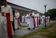 Giving women synod vote 'should open Asian churches'