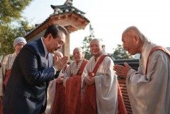 S. Korean prez seeks religious leaders’ advice on state affairs