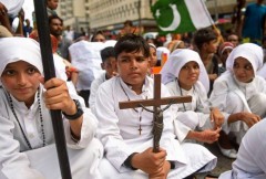 Pakistani Catholics in US seek action after churches destroyed