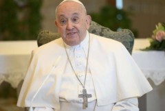 Pope asks Korean Catholics to carry on witness of martyrs