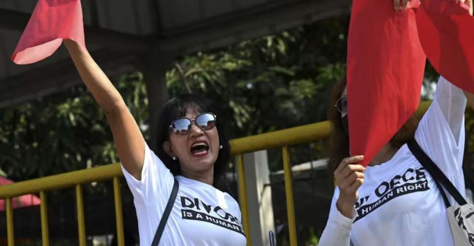 Philippines divorce bill gains ground amid church opposition